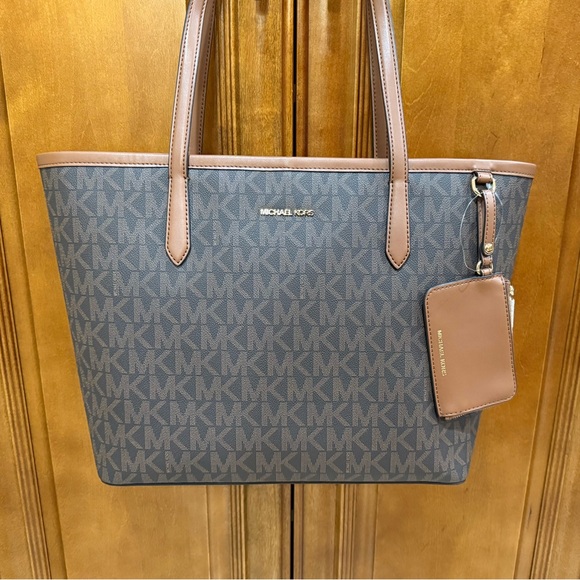 Michael Michael Kors Jet Large Tote Bag - Picture 1 of 7